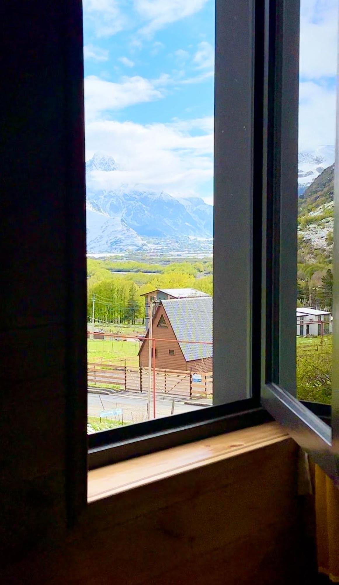 Royal Cottages Kazbegi Ngoại thất bức ảnh