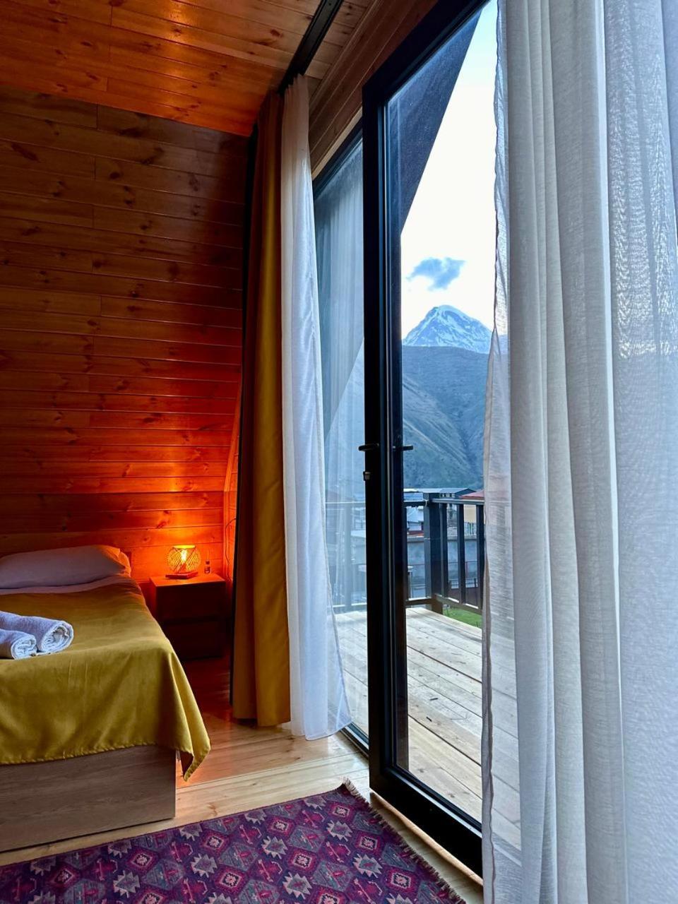 Royal Cottages Kazbegi Ngoại thất bức ảnh